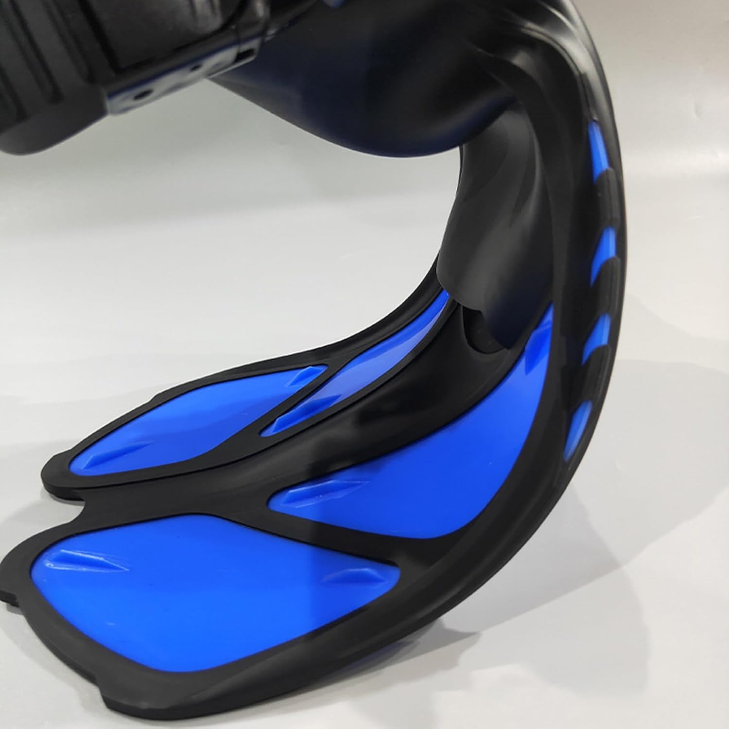 Travel Size Short Snorkeling Divings Fins Adjustable Open Heel Swim Flippers Swimming for Adults Man Womens Swimming