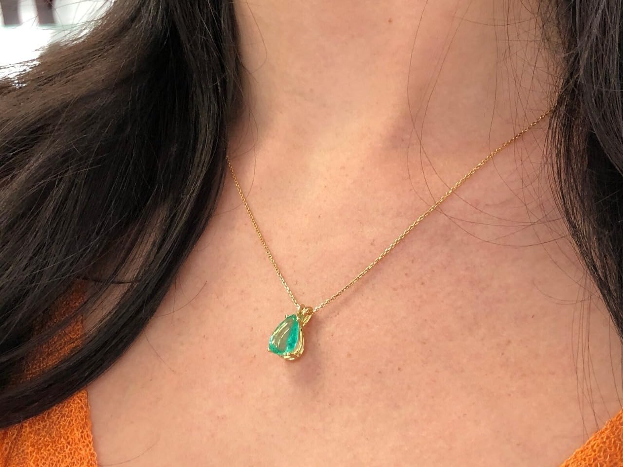 4.50 Carat VVS Colombian Rich Green Natural Earth mined Emerald Solitaire gold 4 Prong Pendant, Pear Cut Emerald Gold Double Bail Pendant