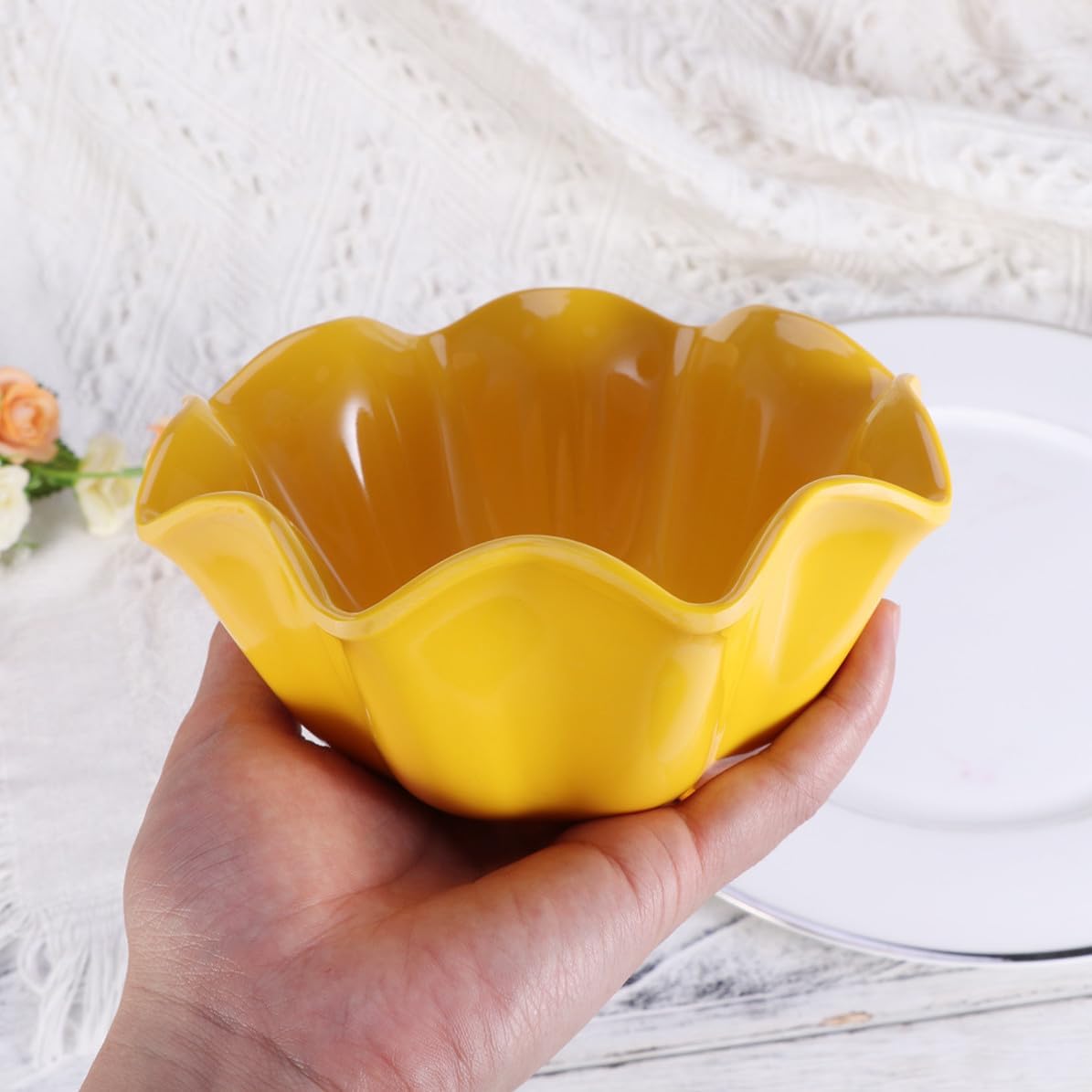 TEHAUX Yellow Melamine Tableware Lotus Leaf Salad Bowl for Bbq Parties