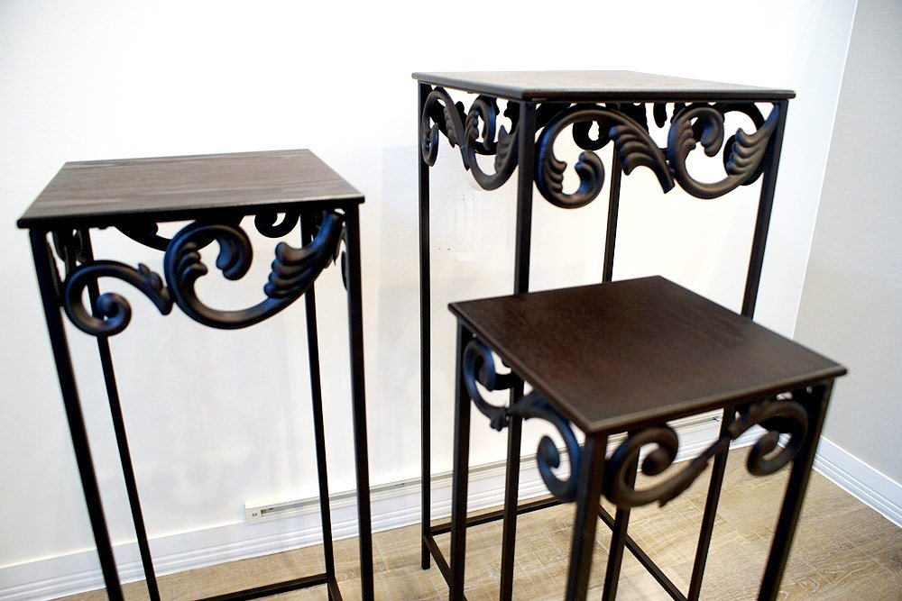 フラワースタンド サイドテーブル ロートアイアン ネストテーブル 3個セット Amazon.co.jp: アイアン フラワースタンド 花台 3点セット