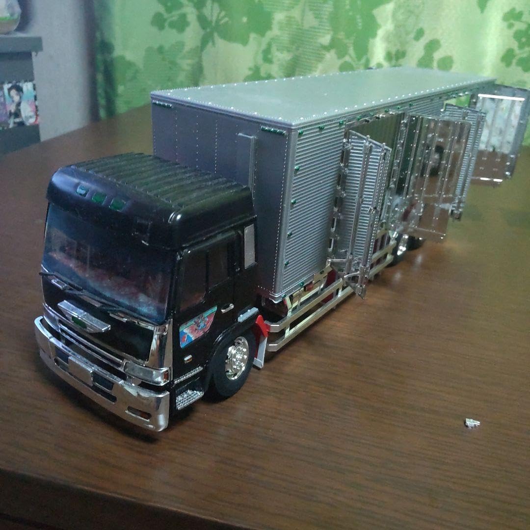 5日まで限定値下げ プロフィア デコトラ プラモデル Amazon.co.jp: デコトラプラモデルプロフィアテラヴィ T6V5 : おもちゃ