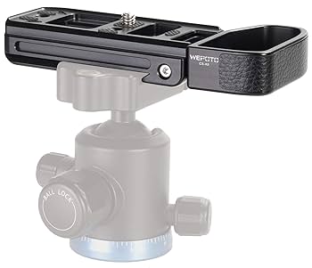 【SONY α7R III 本体】ILCE-7RM3 グリップ付き α7R III（ILCE-7RM3） | デジタル一眼カメラα（アルファ） | ソニー