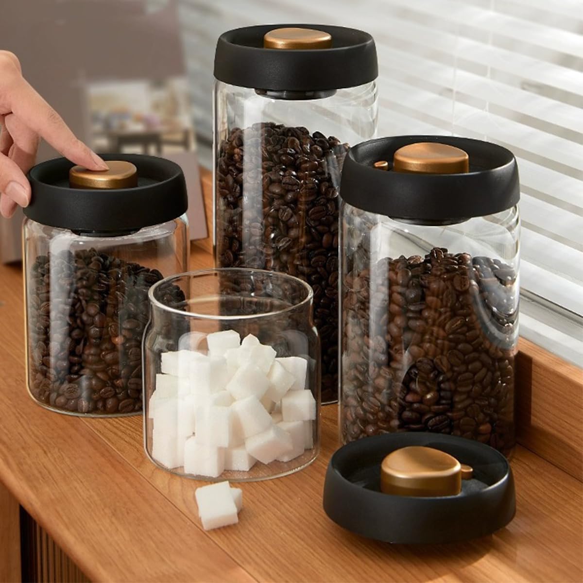 Vakuum Kaffeebohnen Glasbehälter, Luftdichte Vorratsdose mit Aromaschutz, Transparenter Kaffeeglas Gewürzbehälter für Küche，Ein Set mit 4