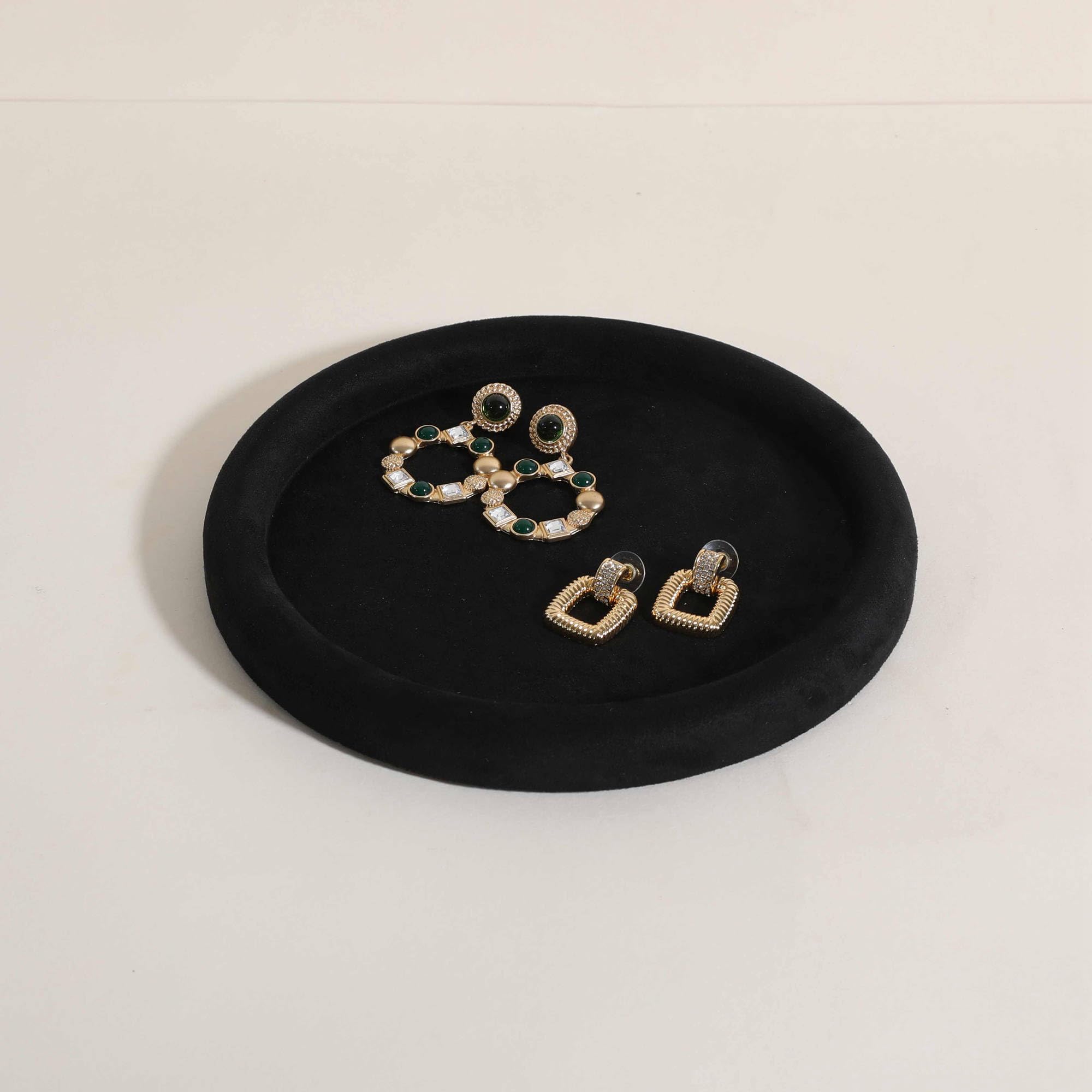 Gemeshou Black Gemehou Round Jewelry Organizer Plate, Top Microfiber Velvet Jewerly Display Tray, Empty Jewelry Showcase Tray For Necklace Bracelet Ring Earring Watch (-Medium)