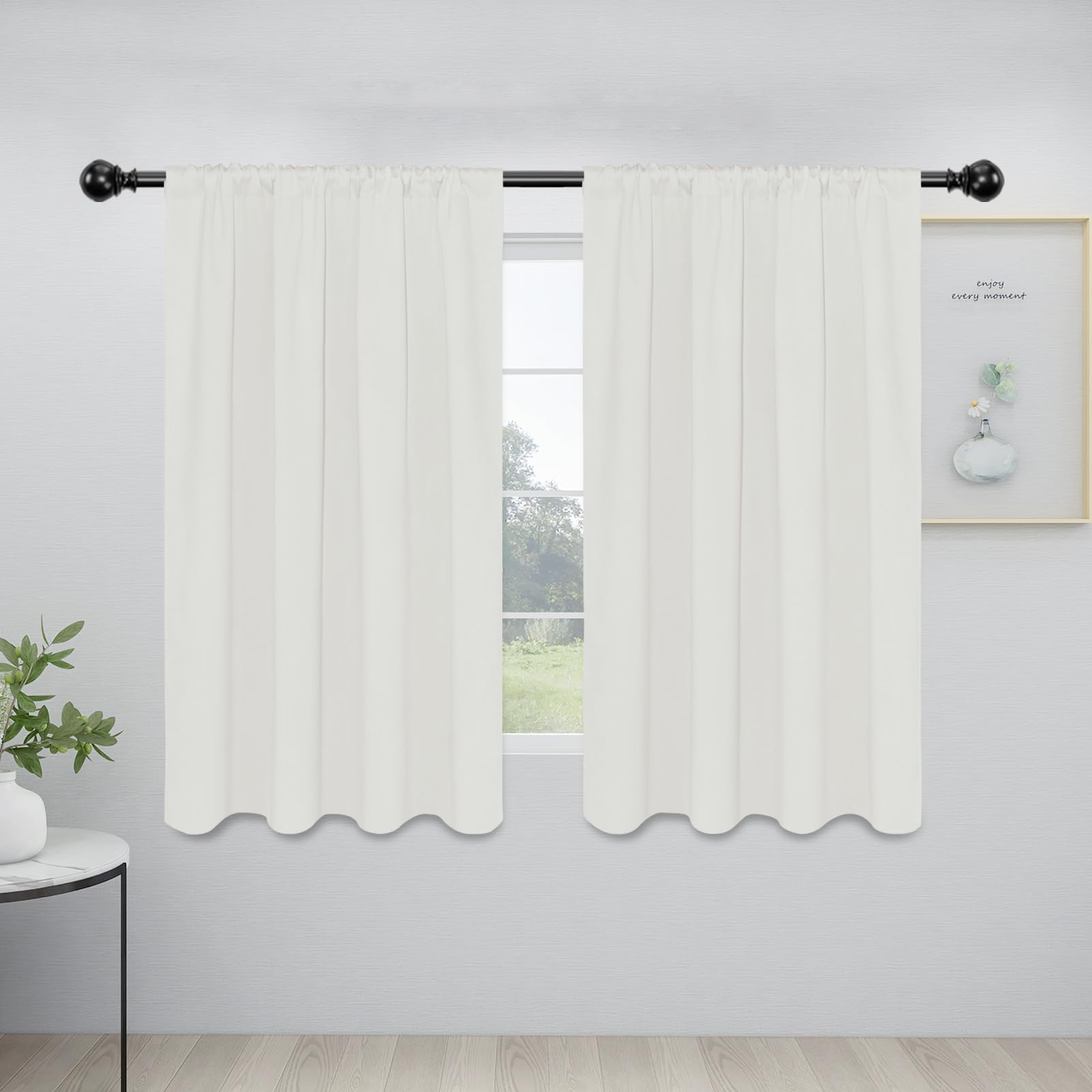 Rideaux occultants ivoire Easy-Going 2 panneaux 106x137 cm pour chambre
