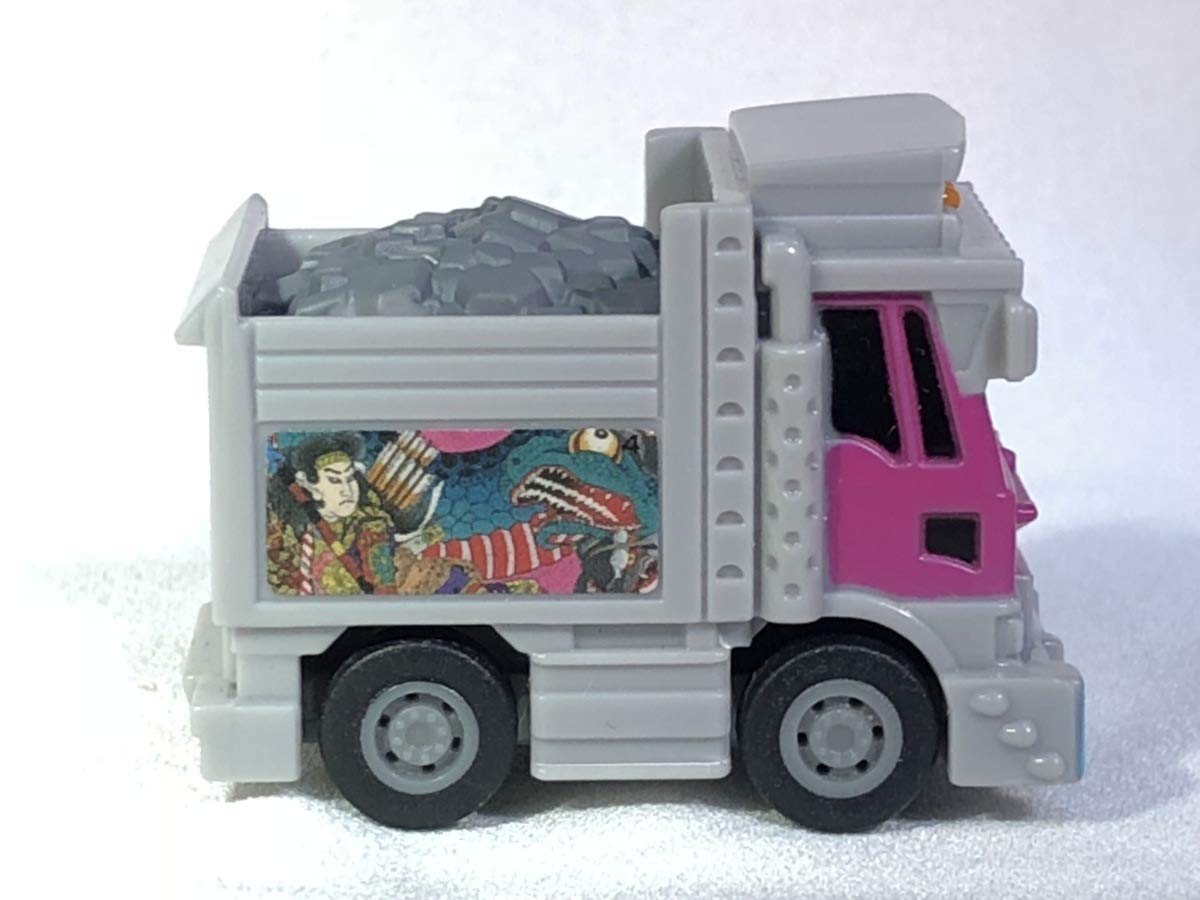 Amazon.co.jp: チョロQ デコトラ 獅子柄 動作確認済み A : おもちゃ 