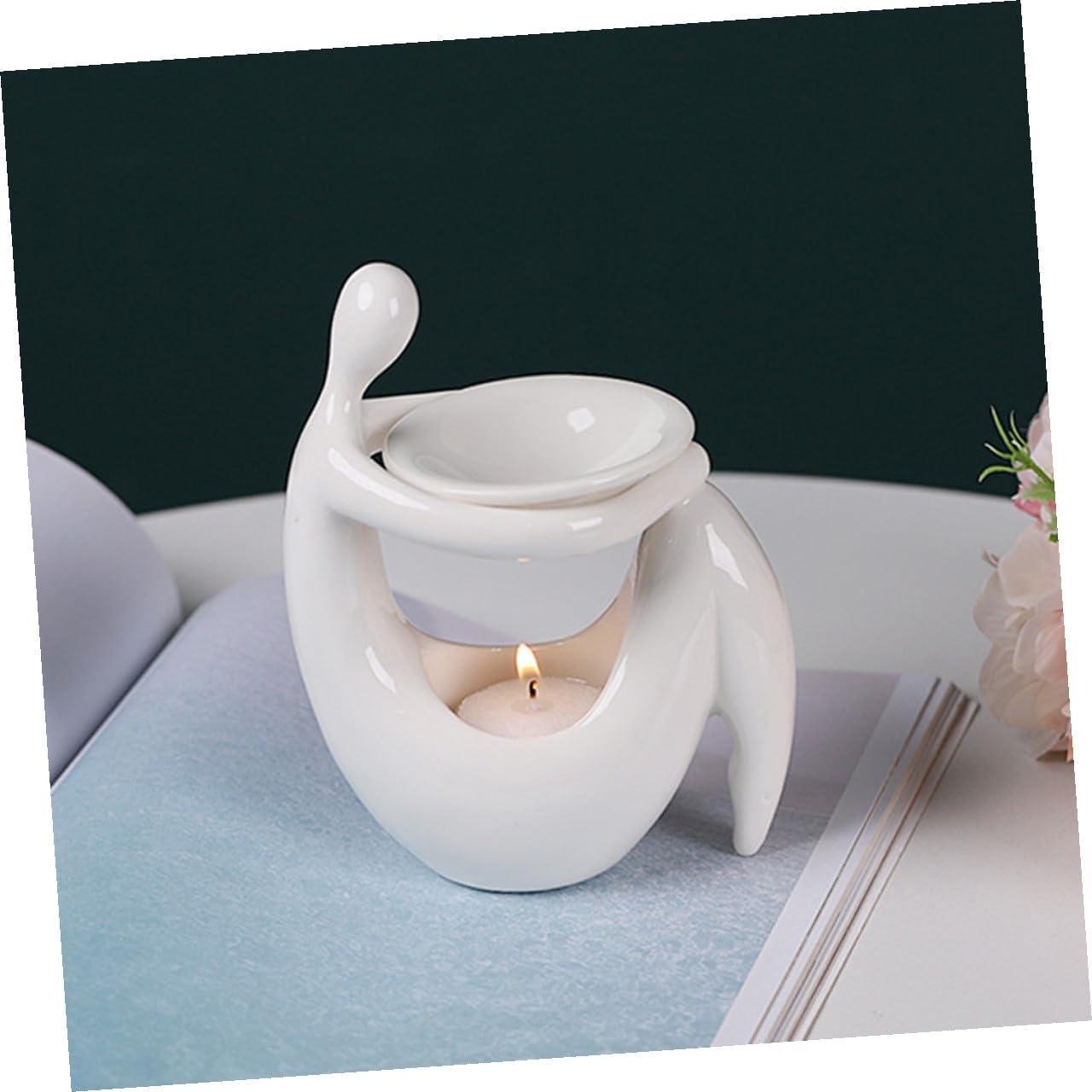 Balacoo Ceramic Incense Holder with Human Shape Design, Essential Oil Burner for Home and Office, Decorative Aromatherapy Candle Burner, 1pcs Indoor Aroma Diffuser