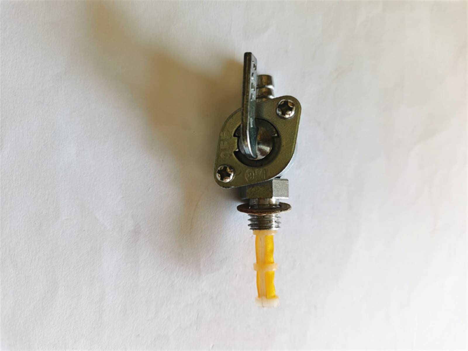 18-3 Réservoir de Carburant avec Robinet WFB18-3 WFB18-2 Pulvérisateur à Dos à Brouillard Bouchon de Filtre Robinet de Robinet Réservoir de Carburant pour débroussailleuse(Fuel Valve)