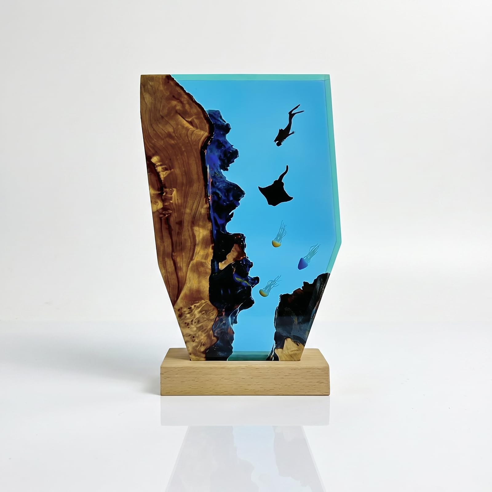 Tiefseetaucher Resin & Massivholz Lampe – USB-dimmbare Nachtleuchte mit Mantarochen & Quallen 3D-Dekoration, handgefertigtes Epoxidharz-Kunstobjekt für Schlafzimmer, Wohnzimmer, Büro (22*13*3.5cm)