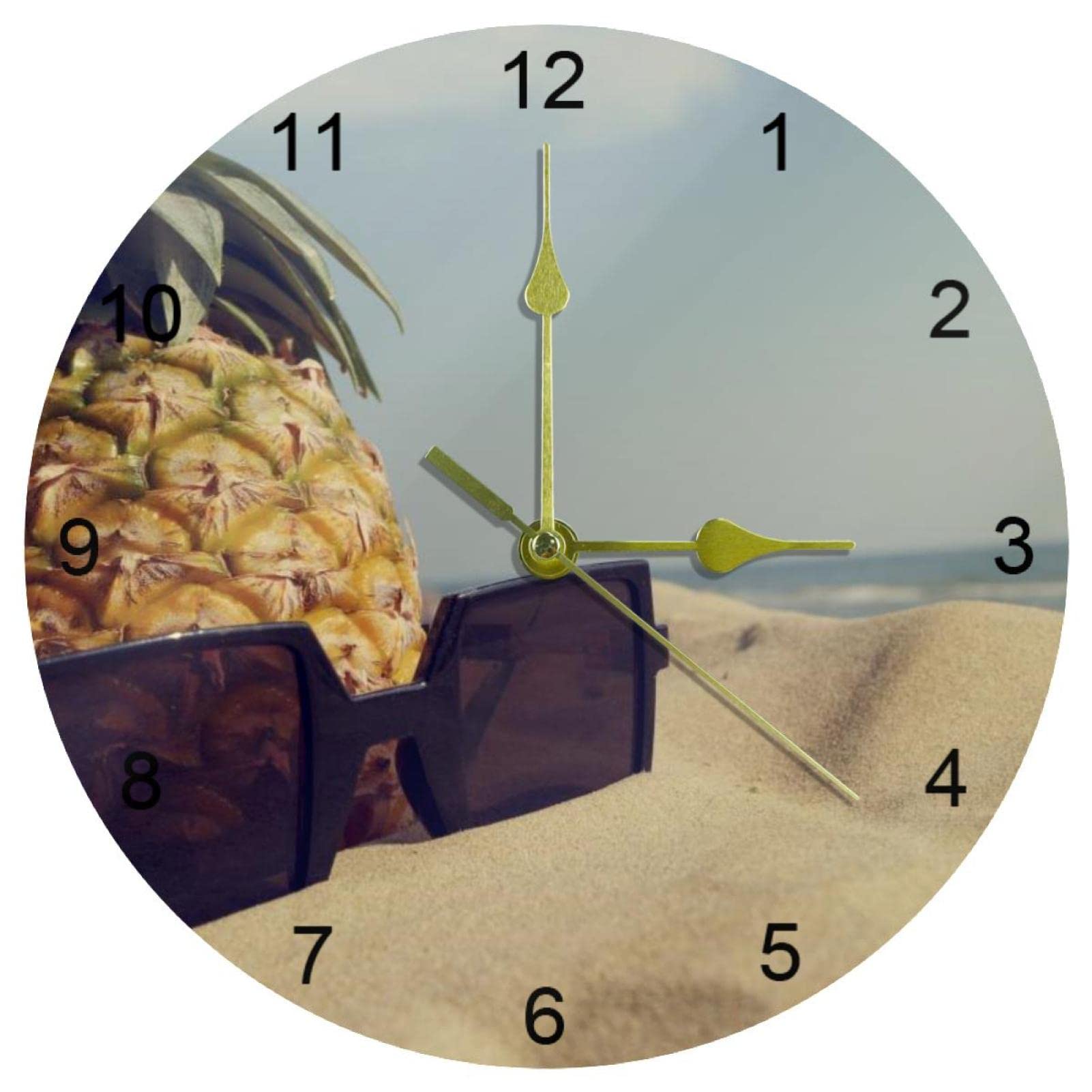 Horloge murale de plage thématique ananas pour une cuisine lumineuse