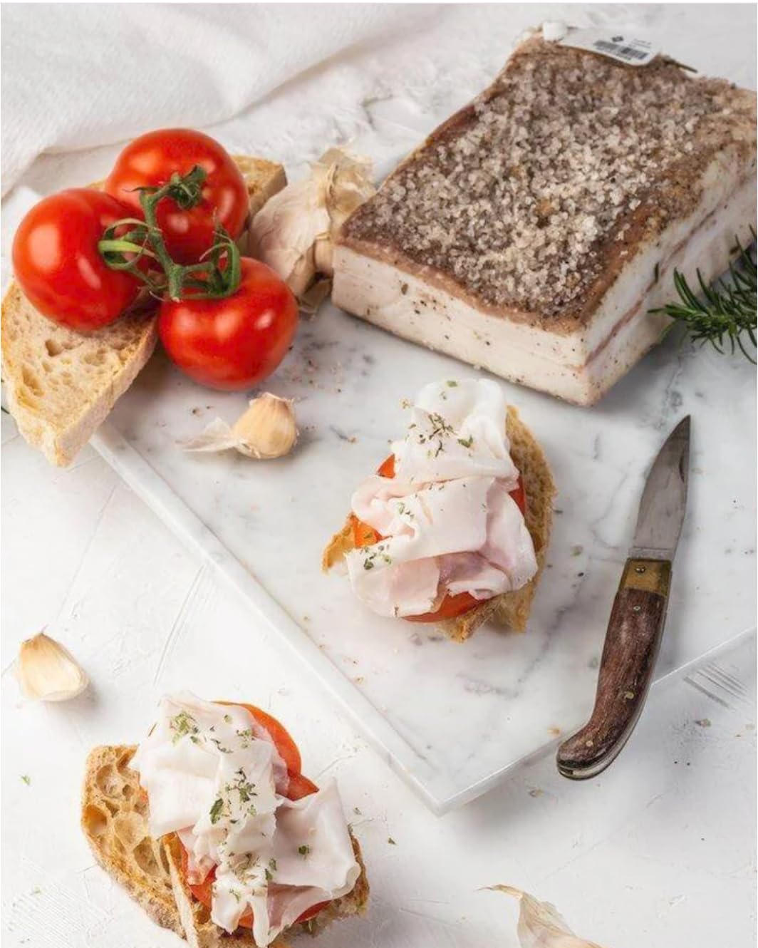 Lardo di Colonnata IGP Mafalda, die älteste Larderia in Colonnata seit 1930, natürlich und handwerklich, ohne chemische Konservierungsstoffe, 6 Monate gereift (300gr)