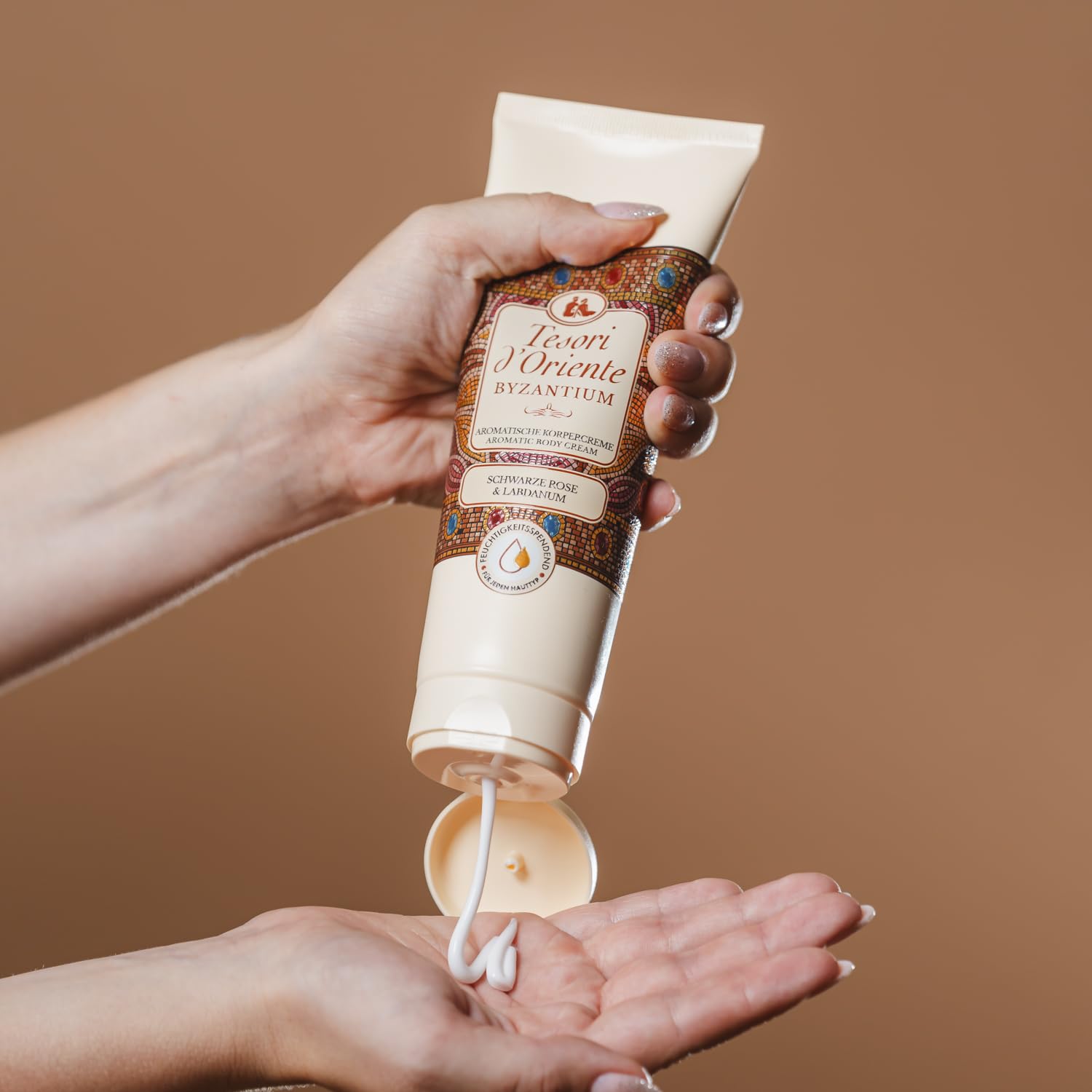 TESORI D'ORIENTE Balsam do ciała Byzantium | 250 ml | aromatyczny balsam do ciała | czarna róża i ladanum | rytuał wellness dla ciała i zmysłów