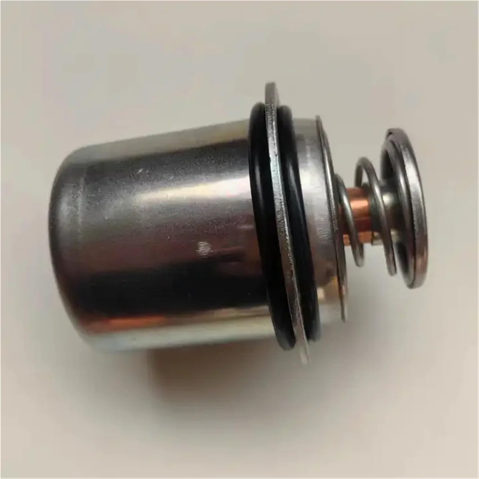 Engine Thermostat Termostat 3968559 Pasuje do silnika Cummins 6C8.3 L8.9 Płyn Chłodzący Termostat