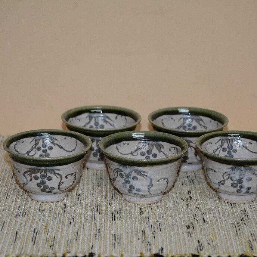 玉置保夫氏作の抹茶茶碗 作家物 玉山窯 玉置保夫 織部 志野 汲出