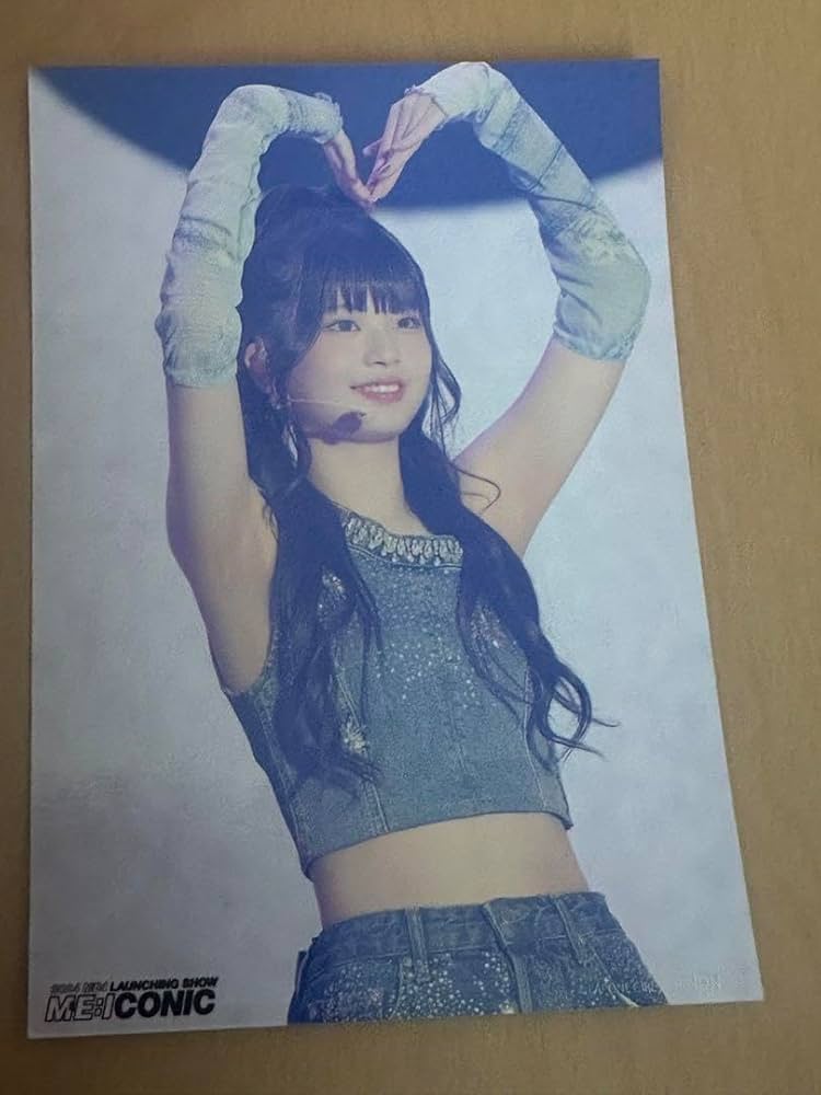 ME:I CONIC 村上璃杏 全員 ステージフォト Amazon.co.jp: 村上璃杏 ステージフォト（L判) ME:I ミーアイ