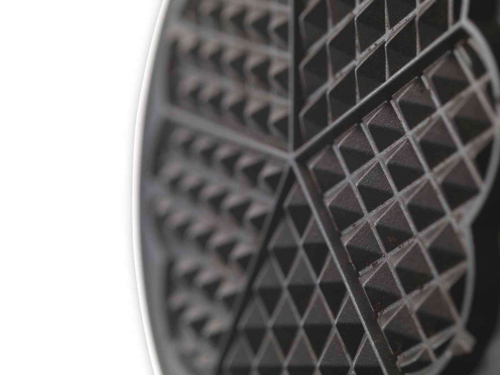 Trebs 13100 Ferro per waffle, Forma a cuore, 5 impostazioni di temperatura, Doppio rivestimento antiaderente, Ripostiglio verticale, Manico isolato termicamente, Piedini antiscivolo, Bianco