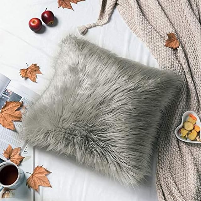Warmiehomy Cushion Cover Gray Fluffy Shaggy Pillow Case 45 x 45 cm Throw Pillow Cover Super Soft Faux Fur Pillow Protector Luxury Decorative Square Cushion Covers For Couch Home Accent Bed Chair