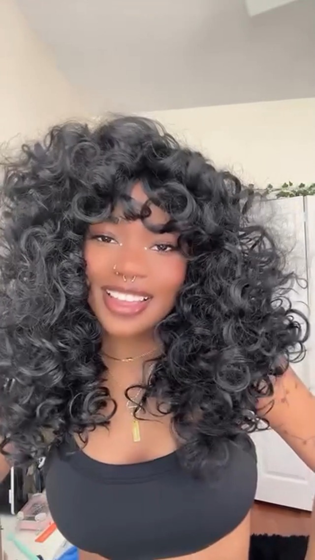 Amazon.com : Annivia Curly Wig with Bangs for Black Women  display picture 3