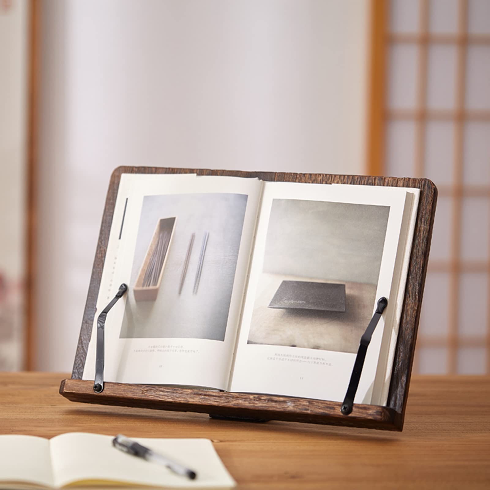 Liu- Supporto da Lettura da Tavolo in Legno Rustico con Motivo A Nodo Cinese Cavo, Supporto Ad Angolo Regolabile per Spartiti Libri di Testo Tablet PC Phone Cookbook (Size : L)