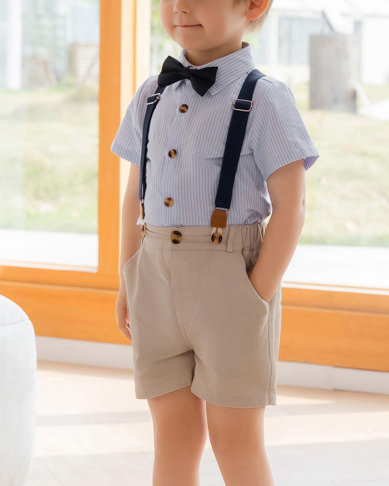 Conjunto de Boda Fiesta Ceremonia para Niños Camisa de Manga Corta con Pajarita + Pantalones Cortos/Pantalón con Tirantes 4 Piezas