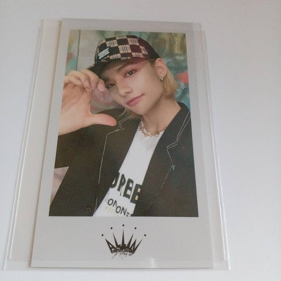 Amazon.co.jp: StrayKids スキズ ヒョンジン ALL IN トレカ 限定