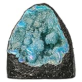 Aufgrund der verwendeten natürlichen Materialien ist jedes Kristallexemplar ein Unikat und ähnelt der auf den Bildern gezeigten Form. Aber jede Kristallgeode, die wir anbieten, kann aufrecht stehen, ohne dass ein Sockel erforderlich ist. Sie können den Kristallquarz-Cluster vertikal auf einem Nachttisch, Bücherregal, Meditationsturm oder jedem Schreibtisch in Ihrem Büro platzieren.