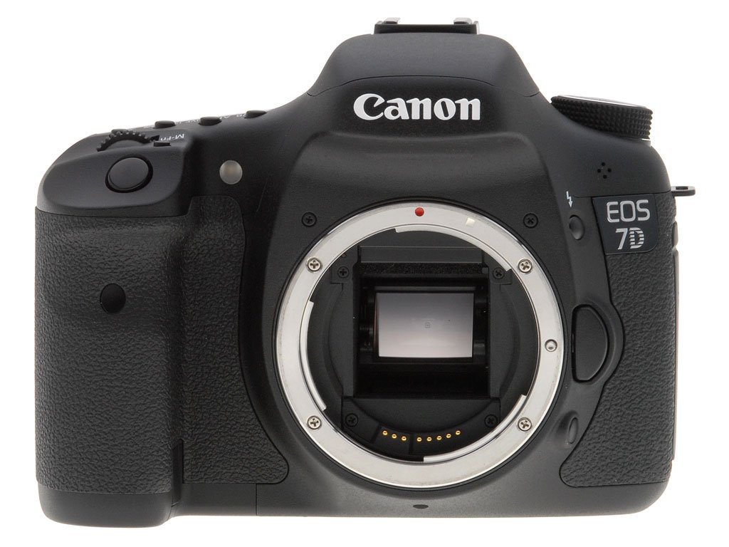 CanonEOS 7D 18 MP CMOS Digital SLR Camera Body Only (discontinued by manufacturer)