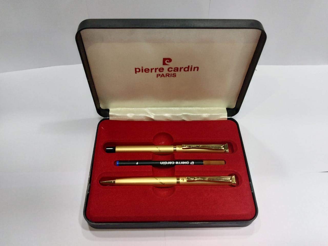 Pierre Cardin Noblesse rodillo penand bolígrafos de punta de bola, tinta azul