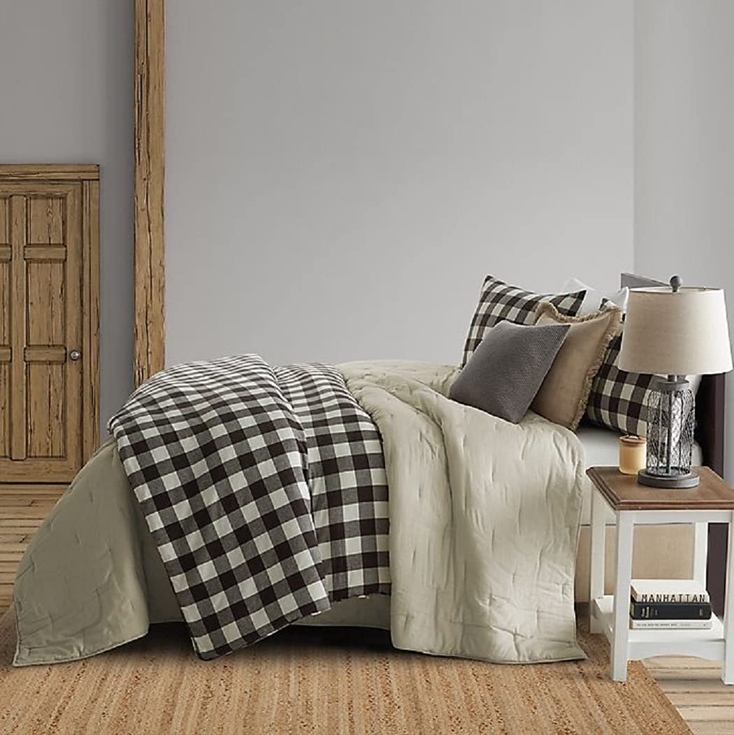 Mini Check Full/Queen Coverlet in Cream