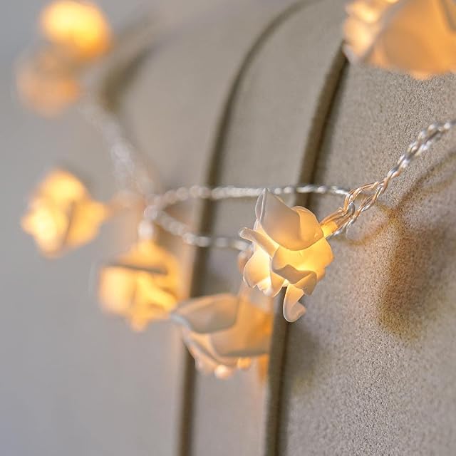 Rose Petal Decorative Fairy Lights - Battery Operated - 20 Warm White LEDs - 3.9m Clear Cable - Timer by Festive Lights
