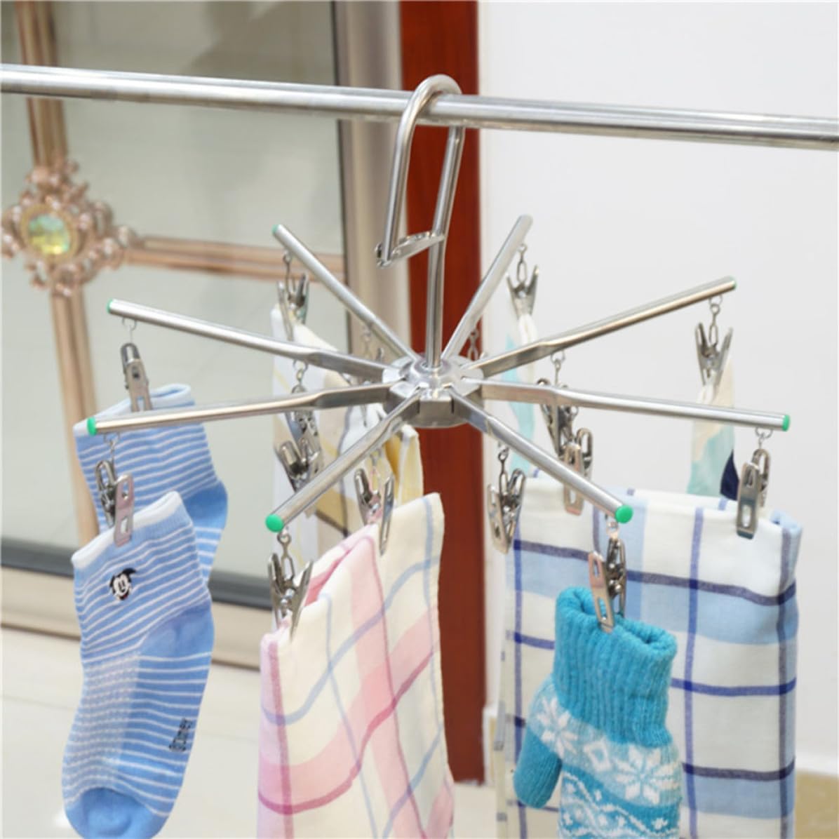 GANAZONO Clothes Hanger Foldable Hook Stainless Steel with 16 Clips, 16pcs