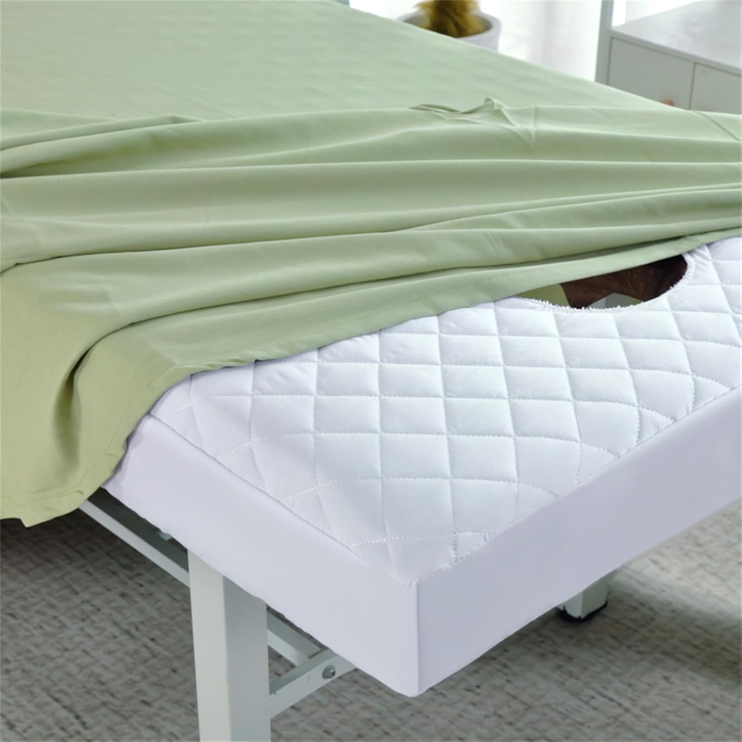 Waterproof Massage Table Fitted Sheet with Face Hole, Spa Bed Cover Sheets Suitable for Beauty, Spa 31.5 * 75 in