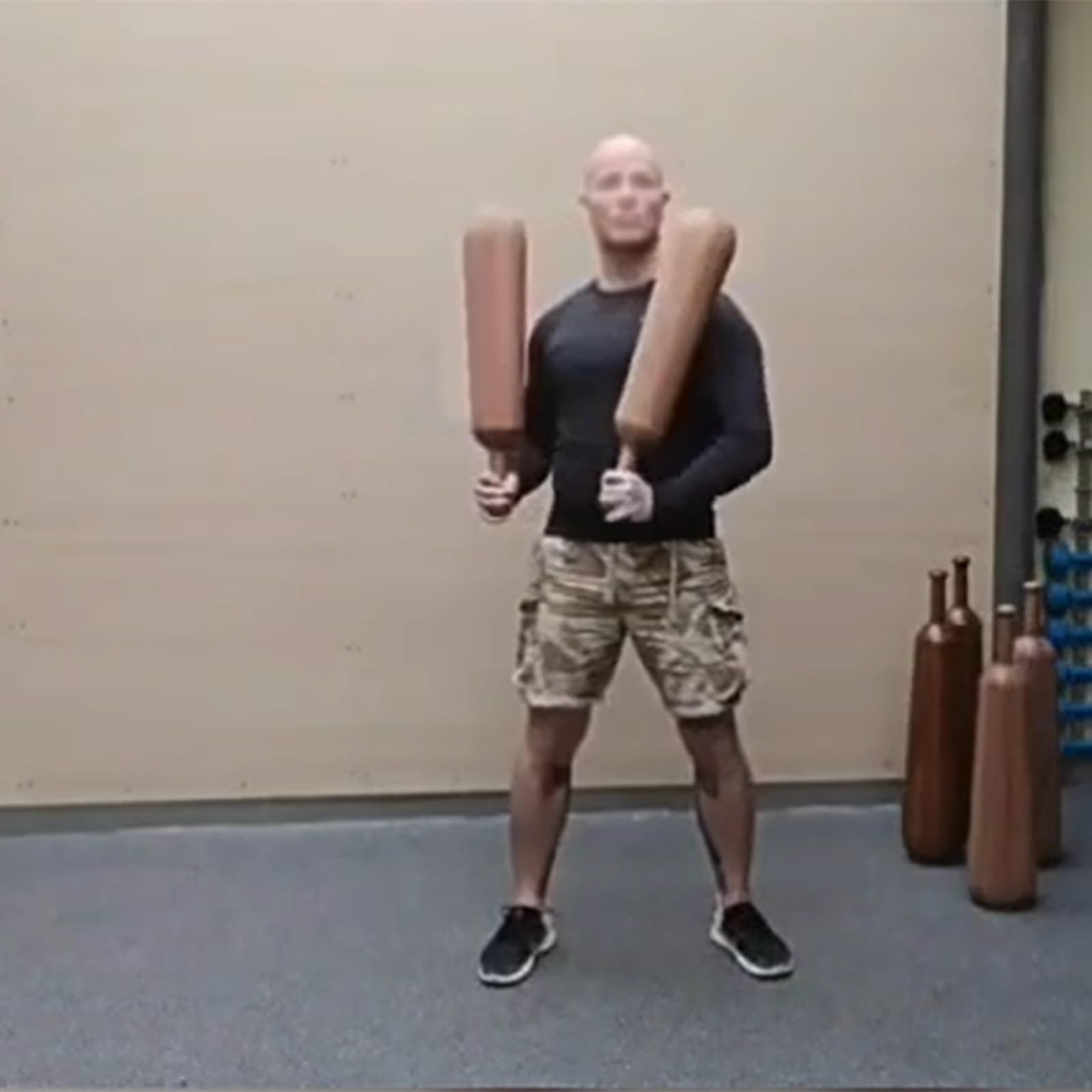 Amazon.co.jp: インディアン クラブ アイアンクラブベル強度の