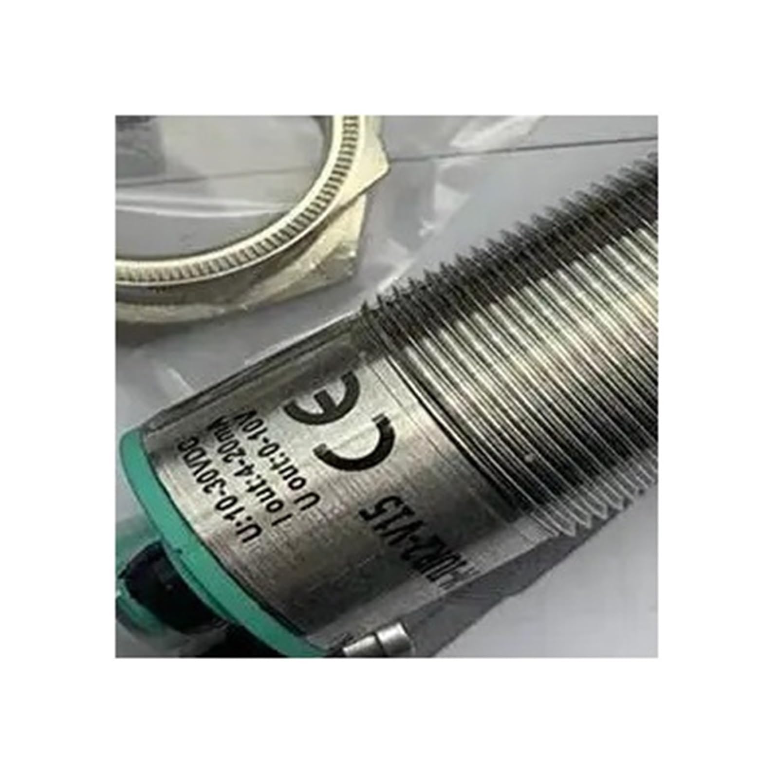 UCC3500-30GH70-IE2R2-V15 capteur de niveau ultrasonique longue portée