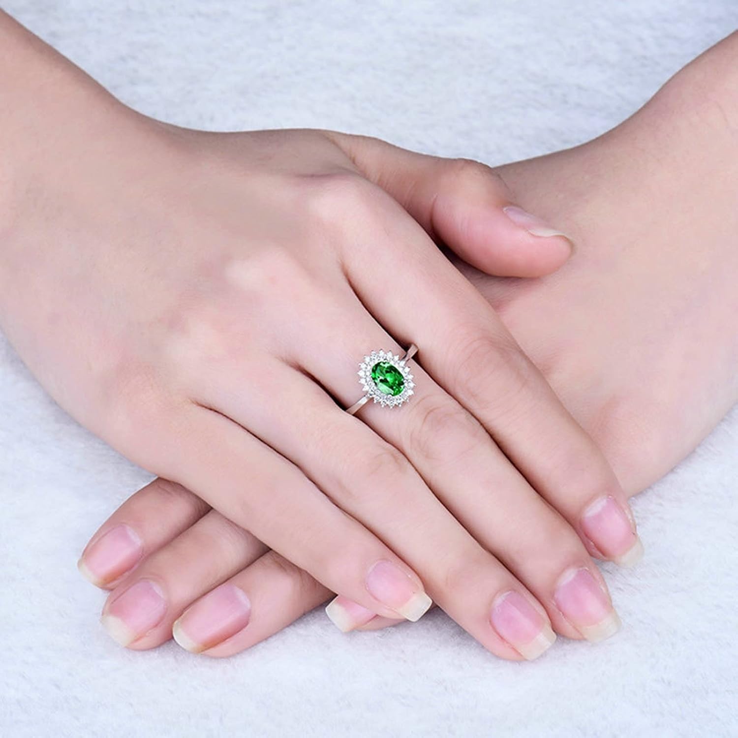 18K White Gold Rings 0.76ct Oval Shape Tsavorite with 0.25ct Diamond Anniversary Ring for Girls