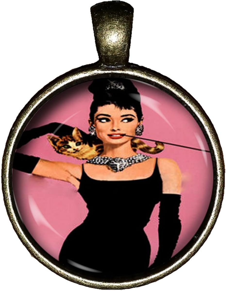 audrey hepburn necklace breakfast at tiffany's