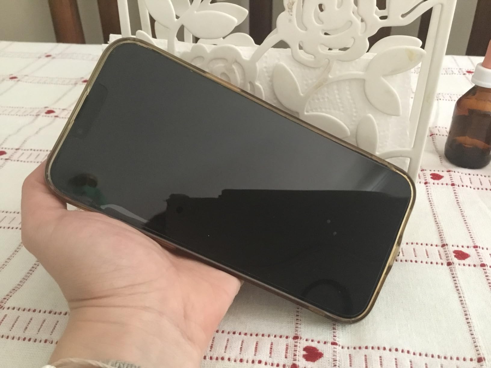 Belkin TemperedGlass iPhone 14 Pro Max Screen Protector - iPhone 14 Pro Max Accessories - Easy Application W/Installation Guide Stickers - Tempered Glass Screen Protector - 9H Hardness Tested