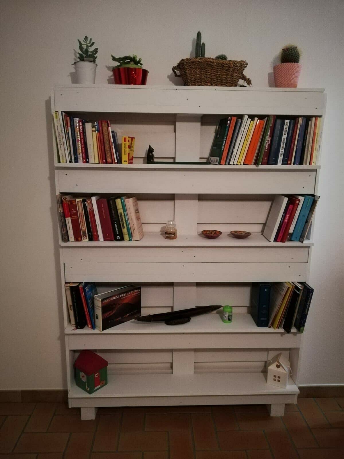 Pallet Legno 120x80 cm di tipo EPAL Compatibile EUR - Pallet in Legno di Abete di Qualità Creati a Mano, Bancale con Ottima Finitura Ideale per Arredo Interno e Esterno, Non verniciati
