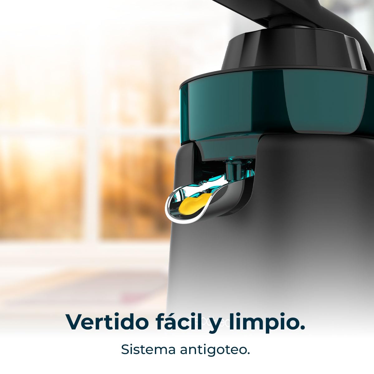 Cecotec Exprimidor Eléctrico de Brazo para Naranjas y Cítricos EssentialVita Hyden 120. 120W, 2 Conos Desmontables de Plástico de Diferente Tamaño, Mango y Tapa de Plástico, Capacidad de 250ml
