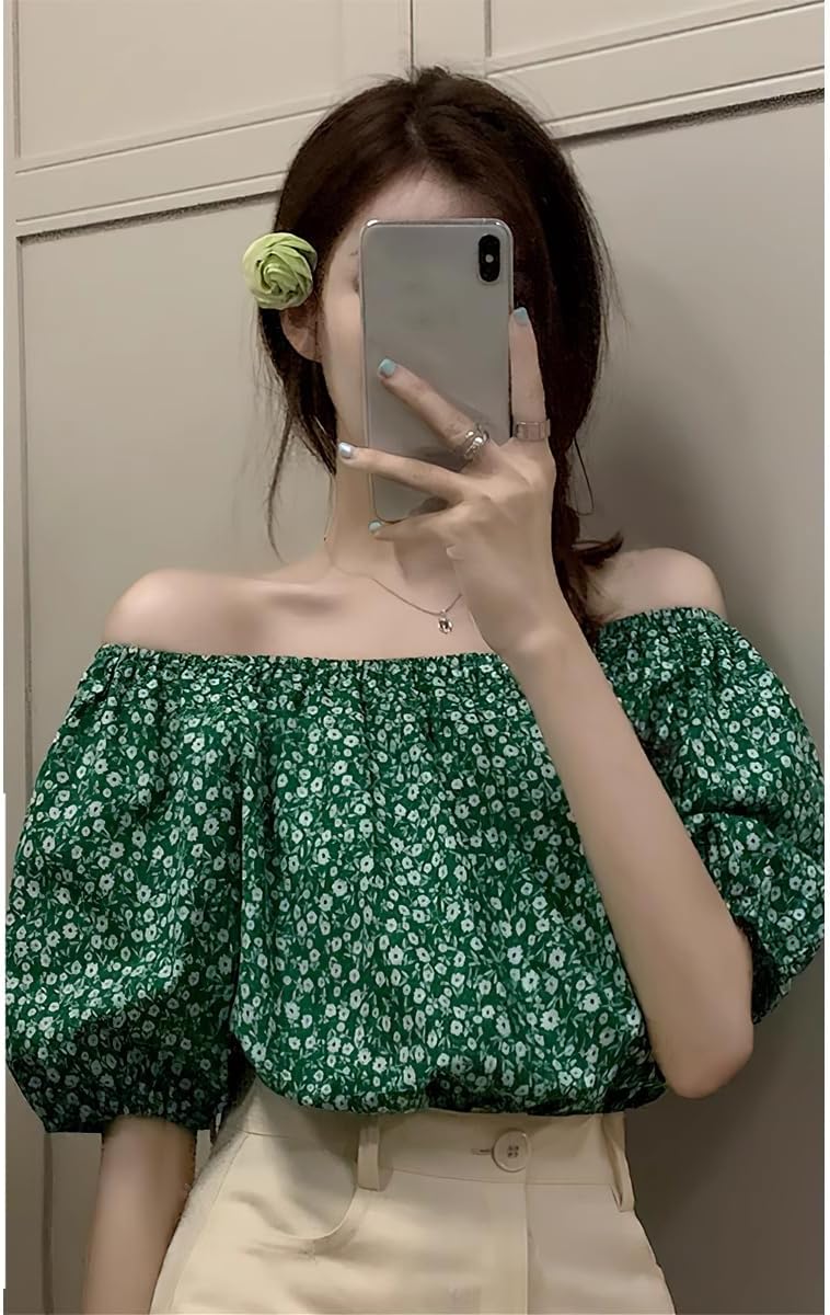 SizeM...KoHaL'S....onelength top Sweet and Slim Shortsleeved Shirt