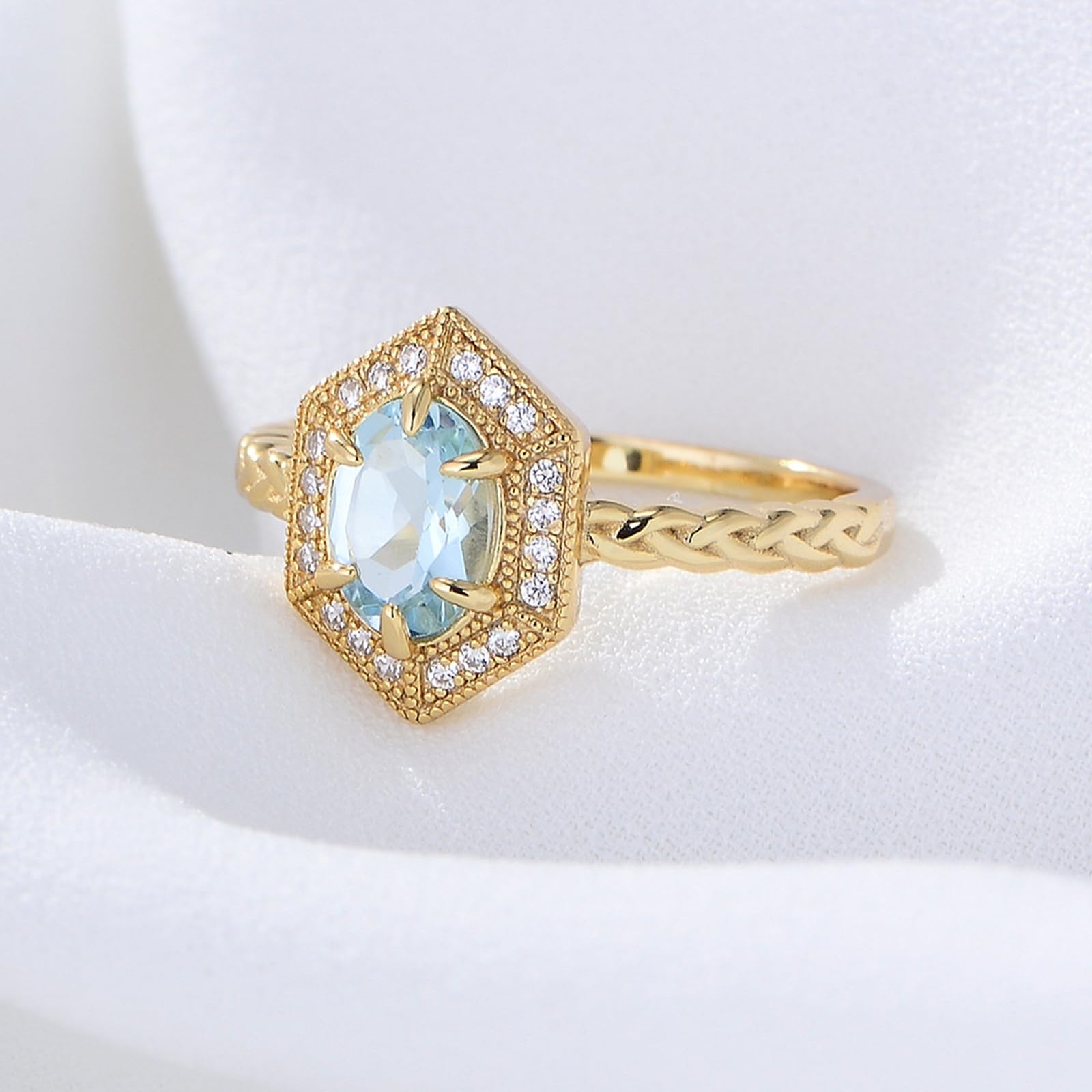 Bague pour femme en or jaune 9 carats avec topaze