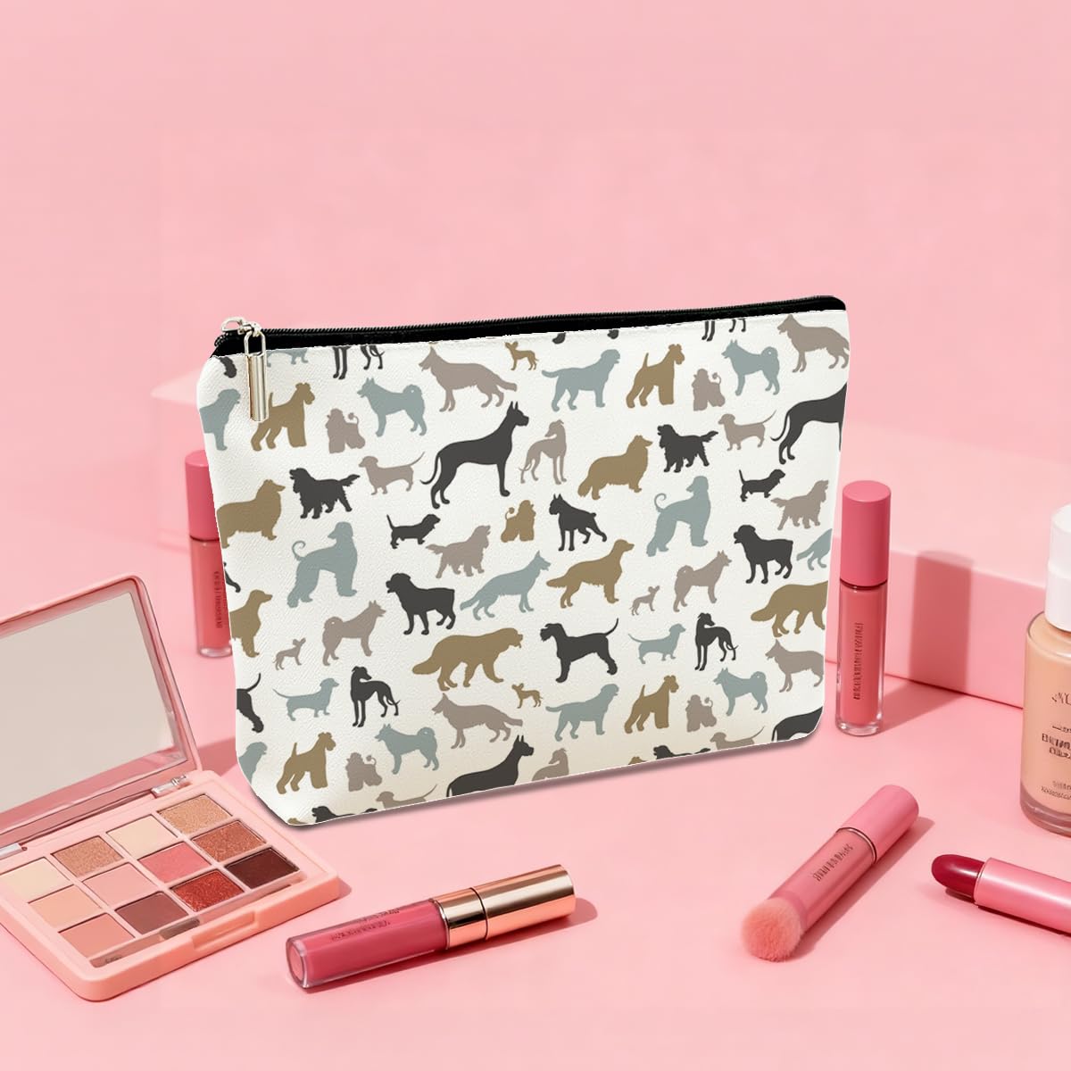 Dog Makeup Bag for Women, Mom Cosmetic Bag Gift, Cute Dog Cosmetic Pouch with Zipper, Funny Puppy Travel Toiletry Organizer, Aesthetic Single Layer