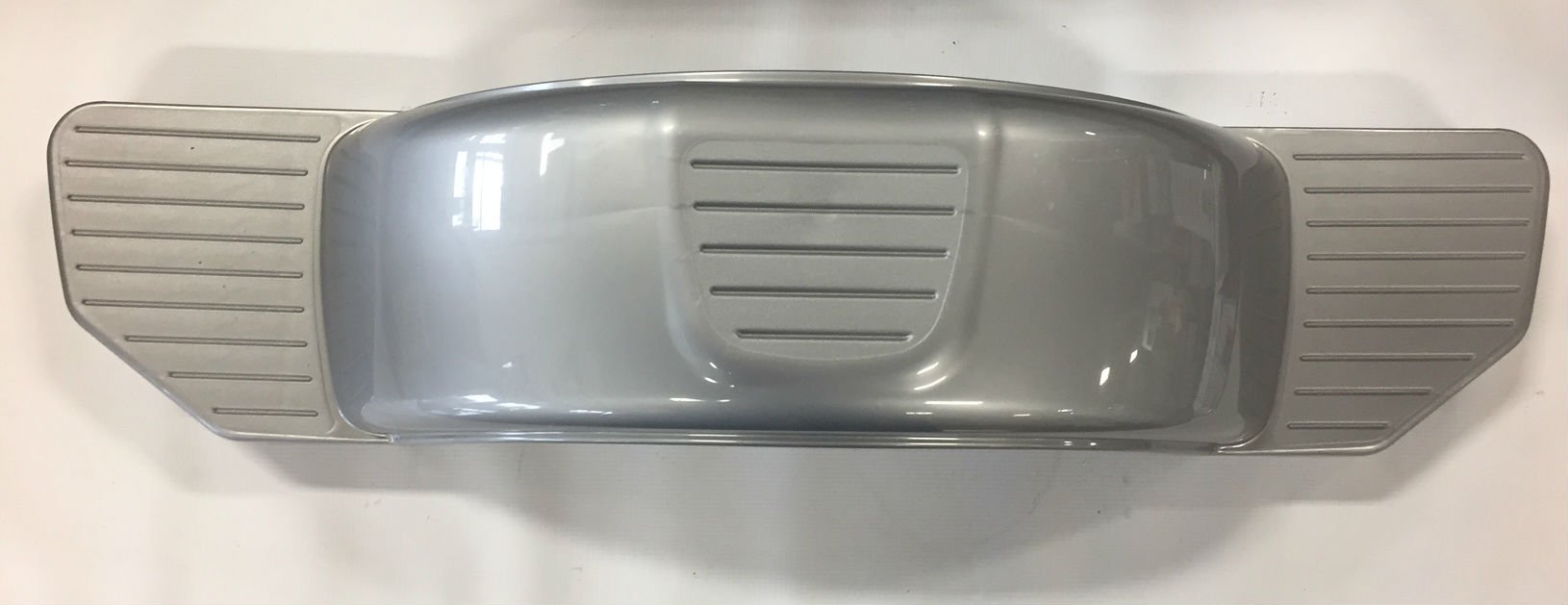 Triton 07391 Right Plastic Fender with Step for Older LTWCII Trailers