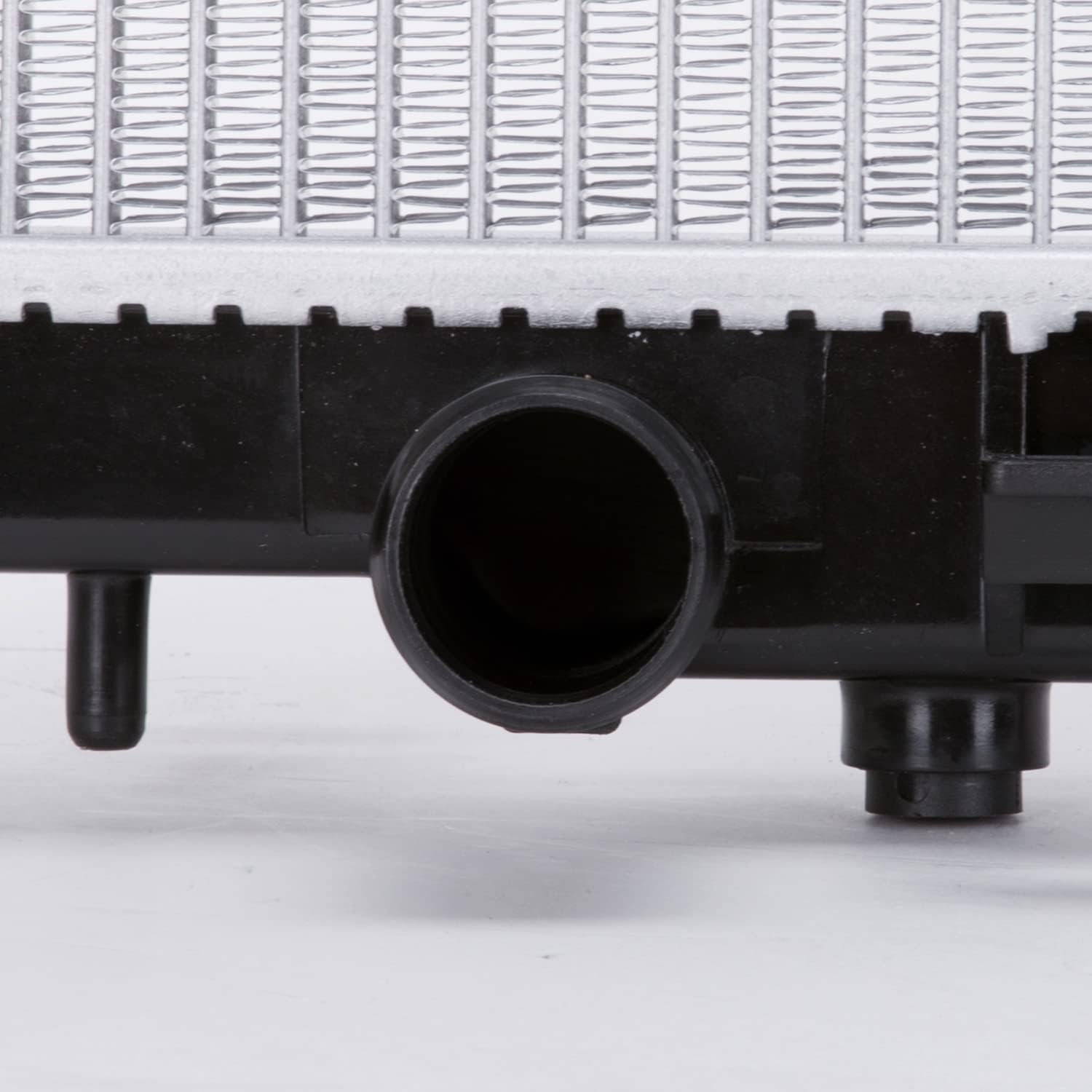 TYC 2576 Radiator Compatible with 2003-2006 Nissan 350 Z