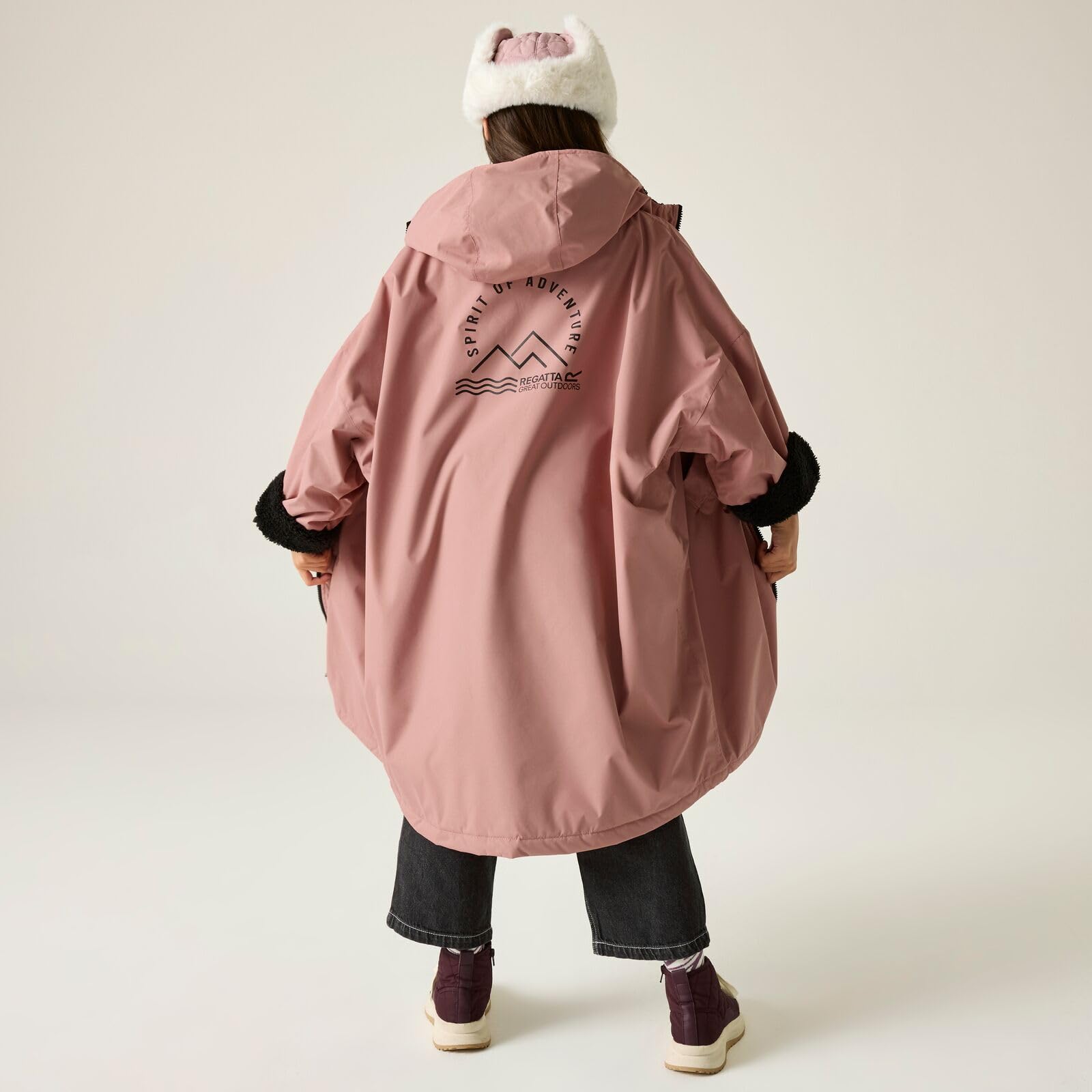 Regatta Kids Oversized Waterproof Changing Robe - 2