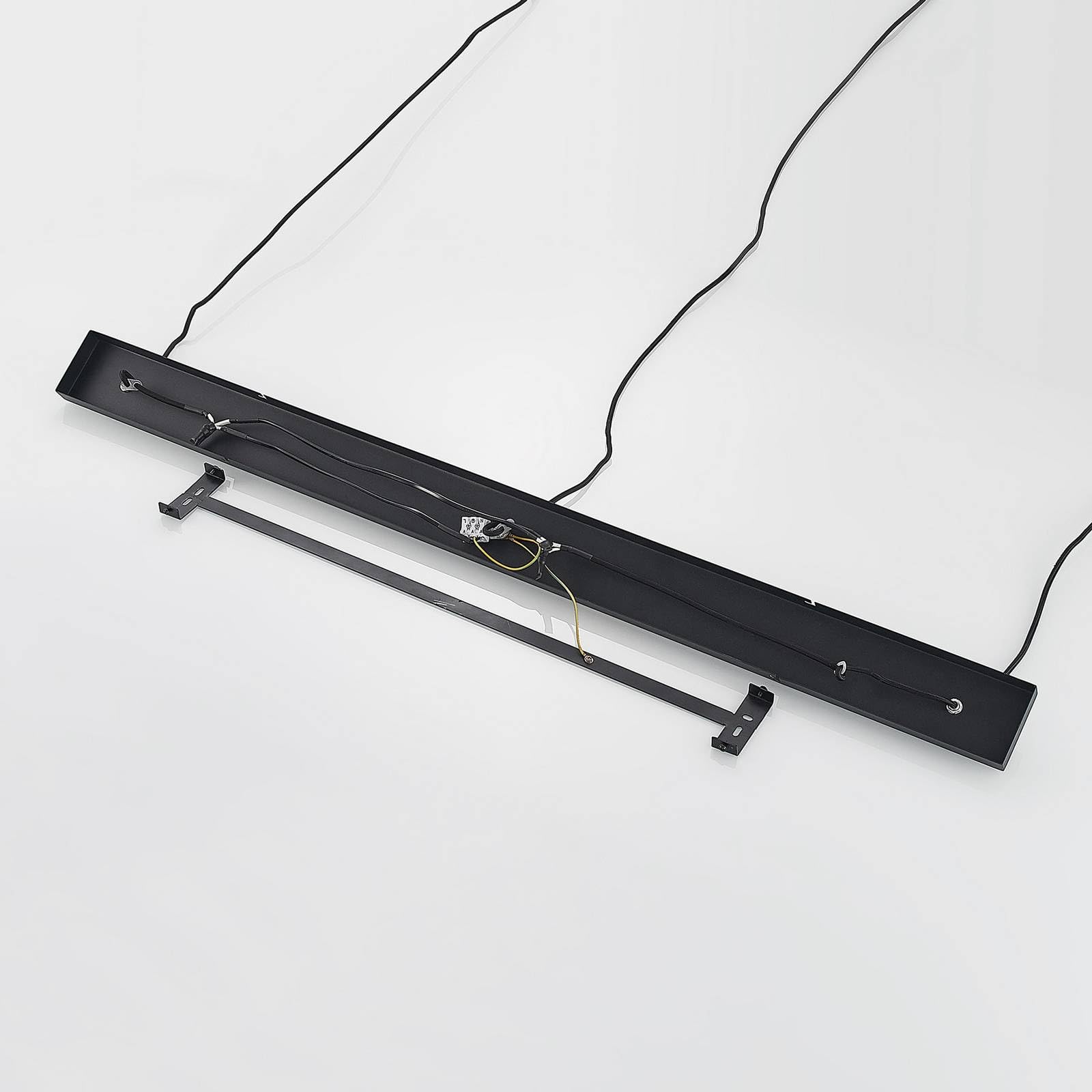Lindby Esstisch Pendelleuchte schwarz gold Metall, Hängeleuchte Esszimmer 3x E27 ohne Leuchtmittel Hängelampe Wohnzimmer Pendellampe Esszimmerlampe