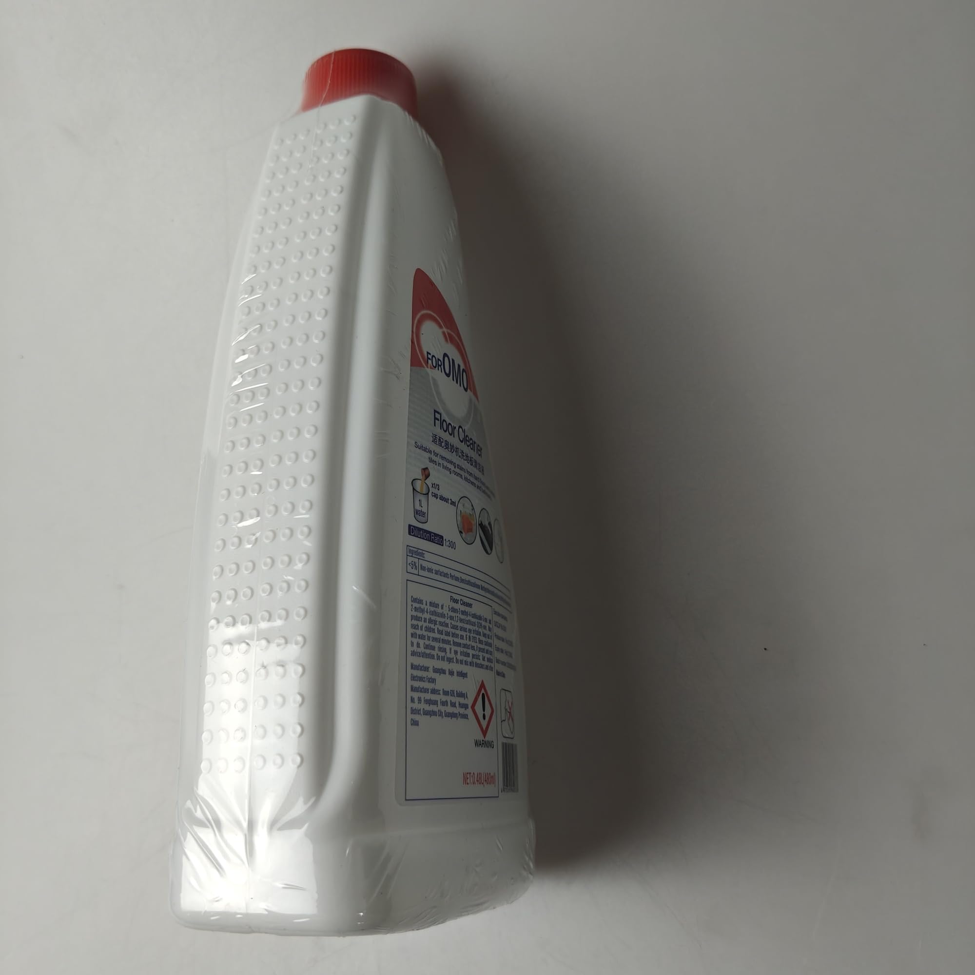 Solución de limpieza de pisos。 Compatible para Roborock S5/S6/S7/Series 。 480ML(16.23fl oz)。 Líquido limpiador de suelos, accesorios para barredoras(4pcs)