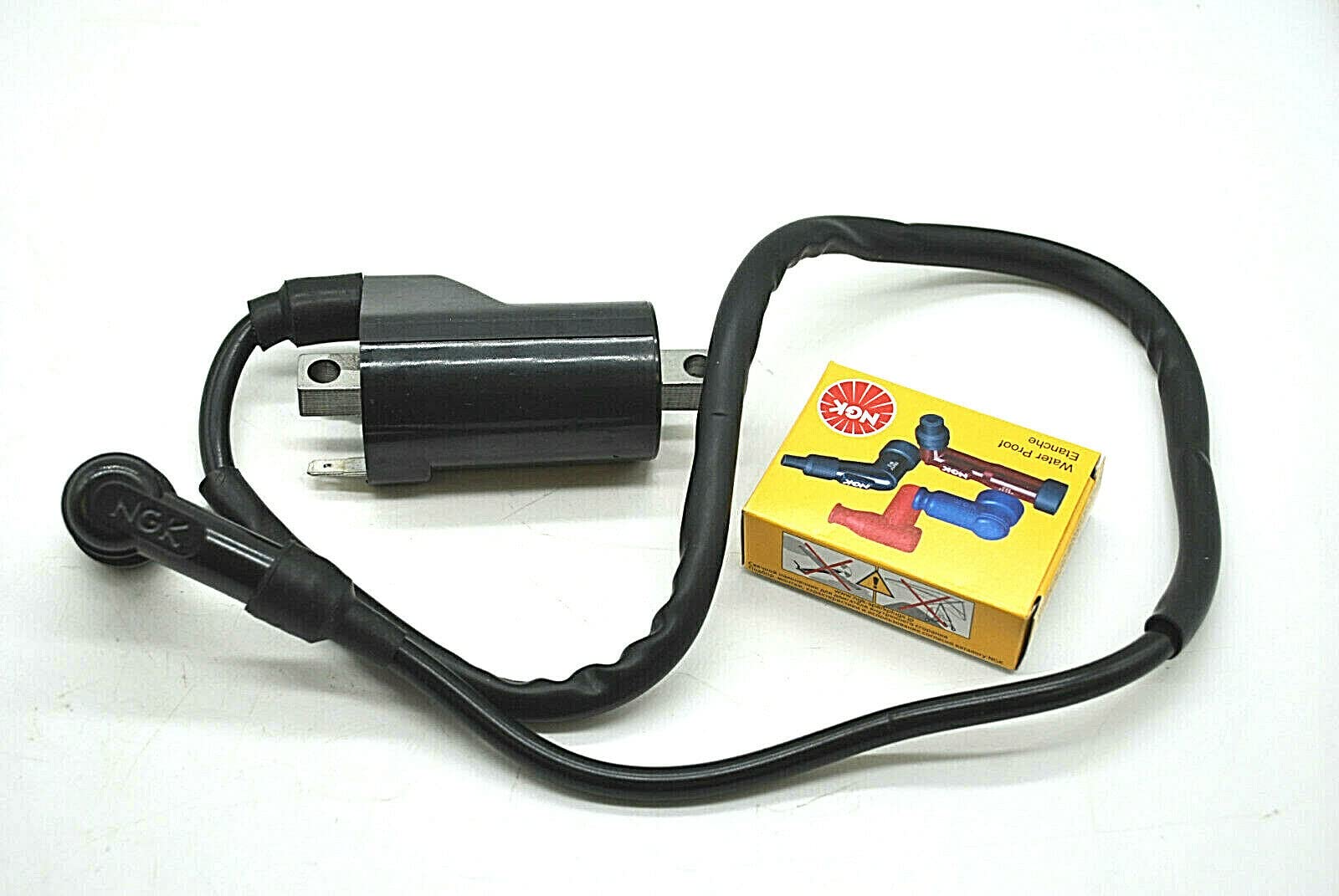 Bobina di accensione Monster 600 900 750 Supersport SS bobina di accensione NGK per DUCATI