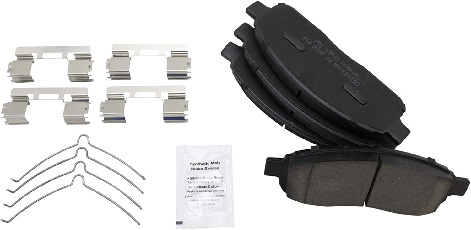 TRQ Front and Rear Brake Pad and Rotor Set Ceramic Vented Solid Rotors Compatible with 2004-2008 Ford F-150 2006-2008 Lincoln Mark LT