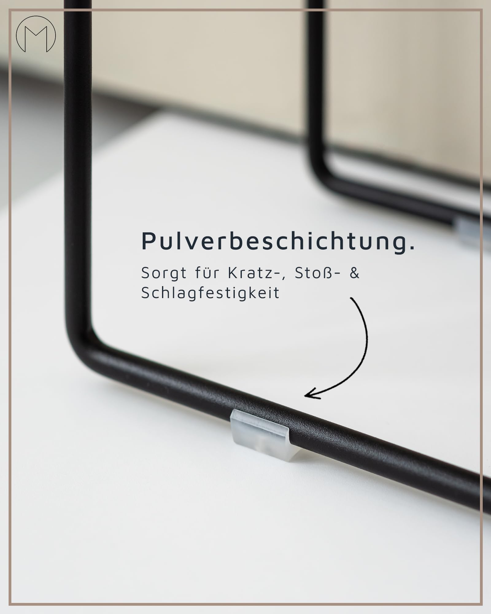 M Metallbude DELAYA Handtuchständer aus hochwertigem pulverbeschichtetem Metall Minimalistisches Design für das Badezimmer Freistehend und platzsparend Beige